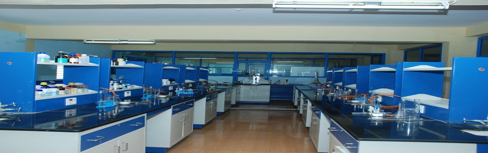 REENA INSTITUTE OF PHARMACY, VILLAGE MAU PARASIN PO-MEHANAJPUR, AZAMGARH