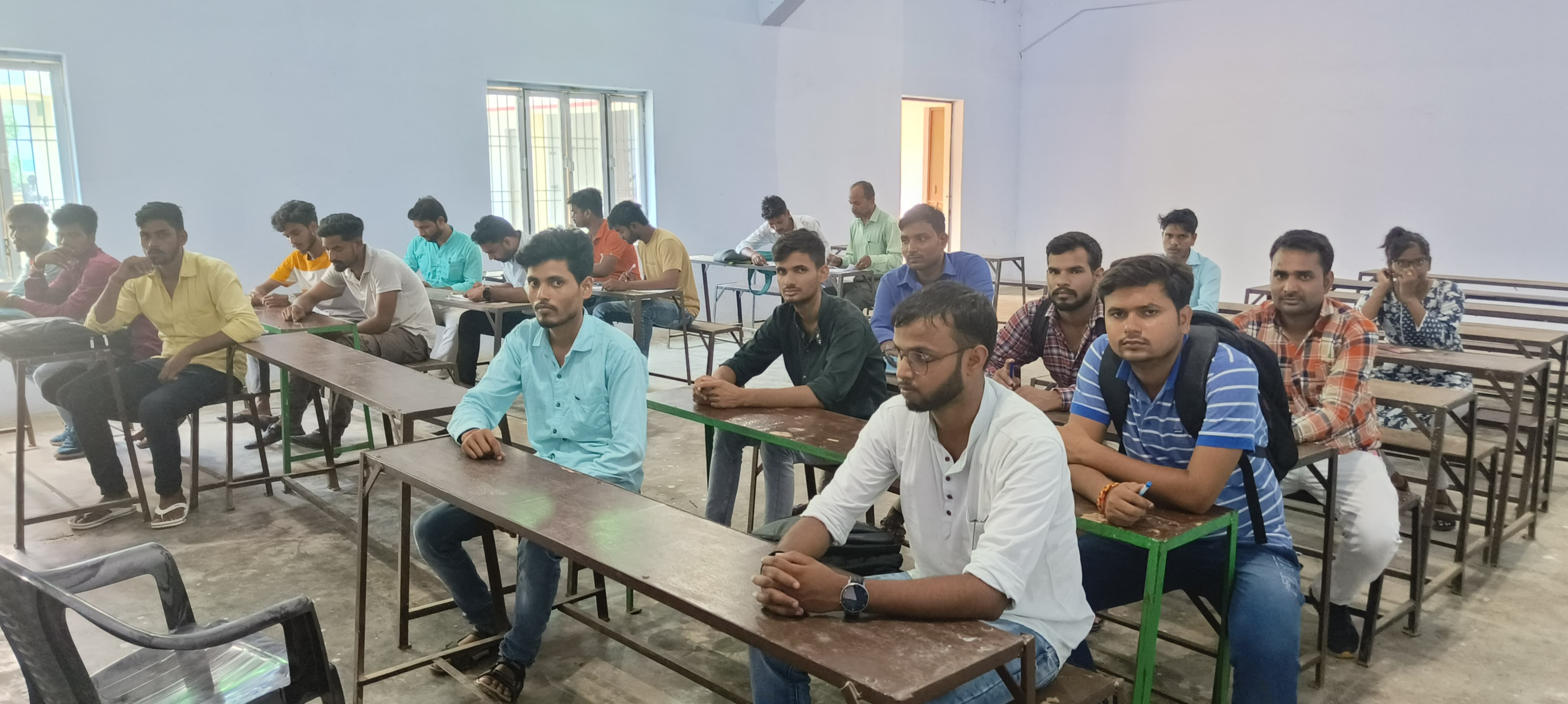 HIRA SINGH YADAV COLLEGE OF PHARMACY,GORARI, VIKRAMPUR SAIDPUR GHAZIPUR