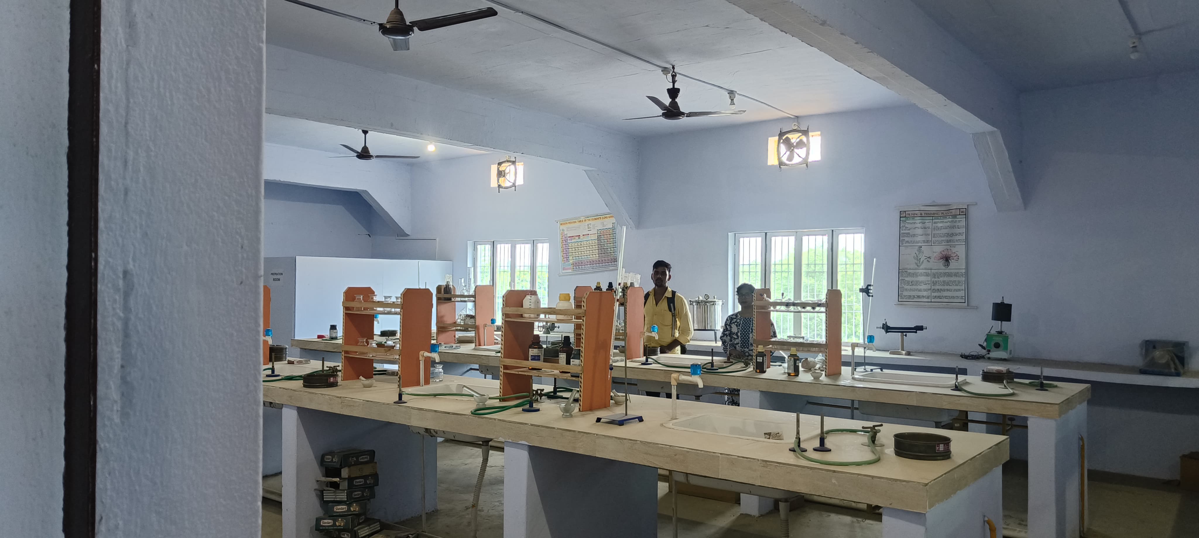 HIRA SINGH YADAV COLLEGE OF PHARMACY,GORARI, VIKRAMPUR SAIDPUR GHAZIPUR